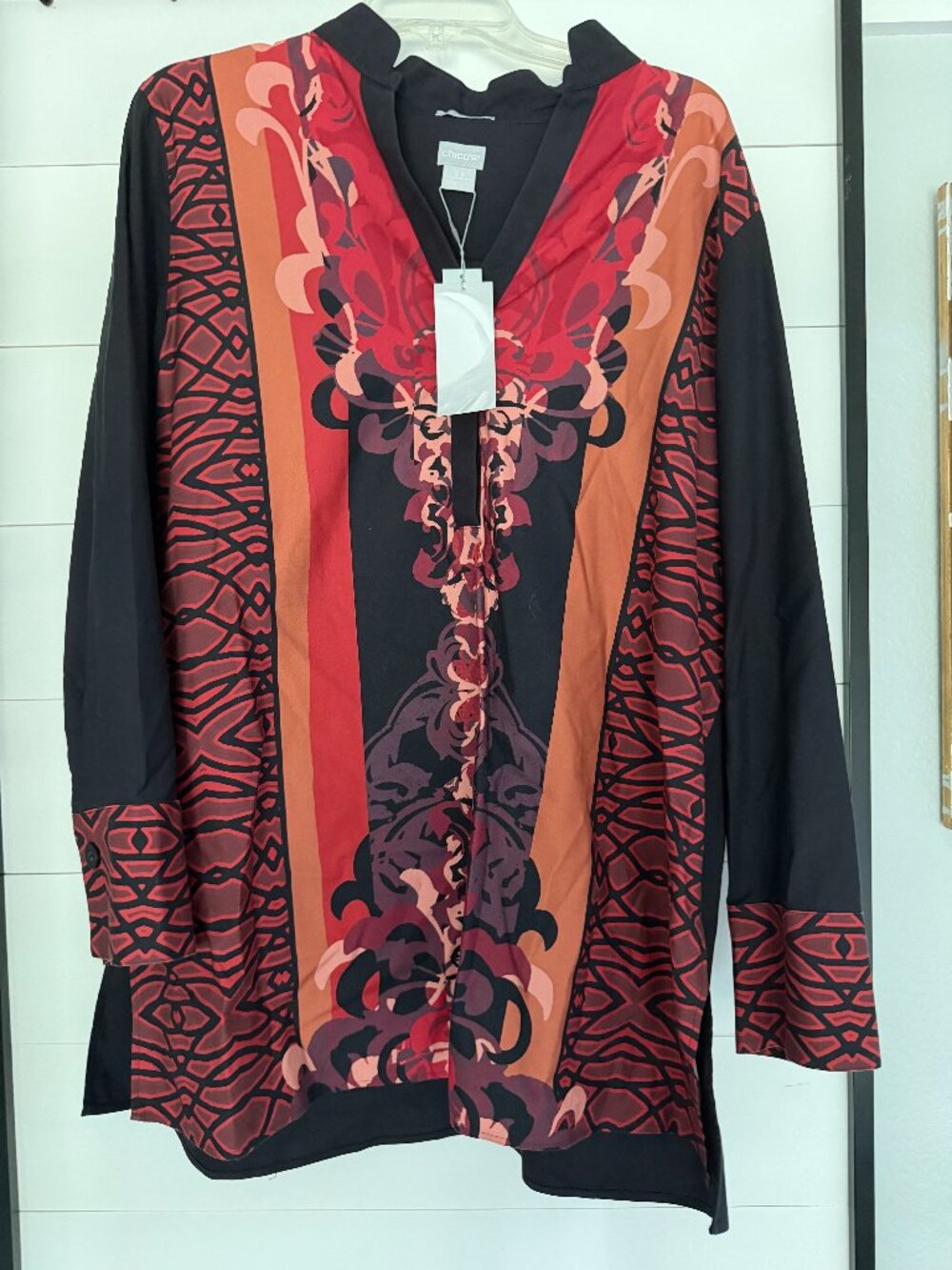 Chico's Black Top. Size 18.  NWT